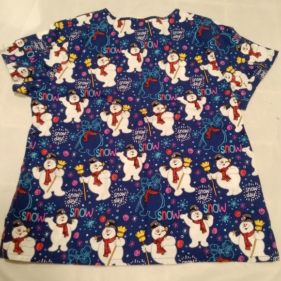 Frosty The Snowman Scrub Top EXCELLENT - Picture 3 of 5